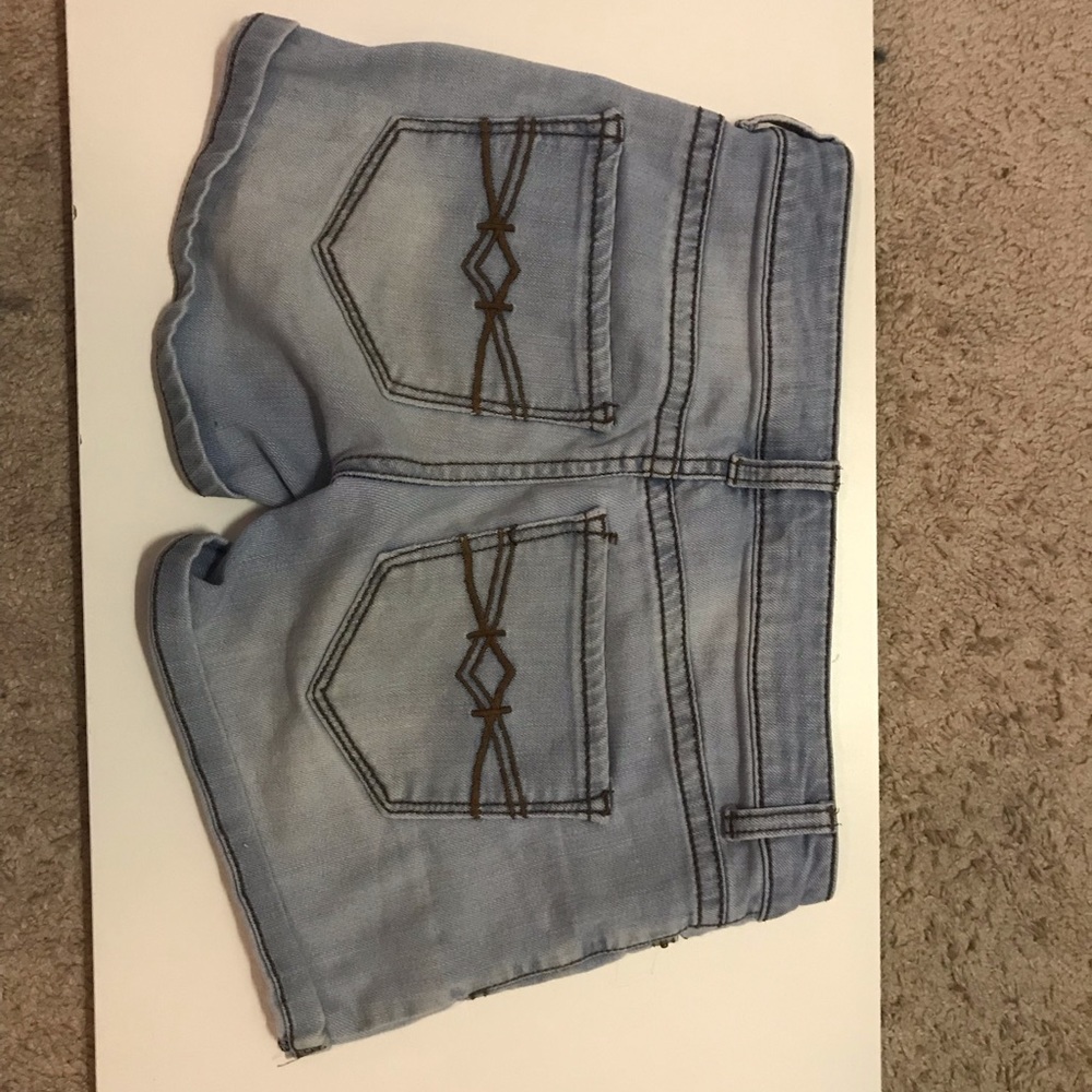 Three For One Deal! Two Tops And A Pair Of Shorts! - image 3